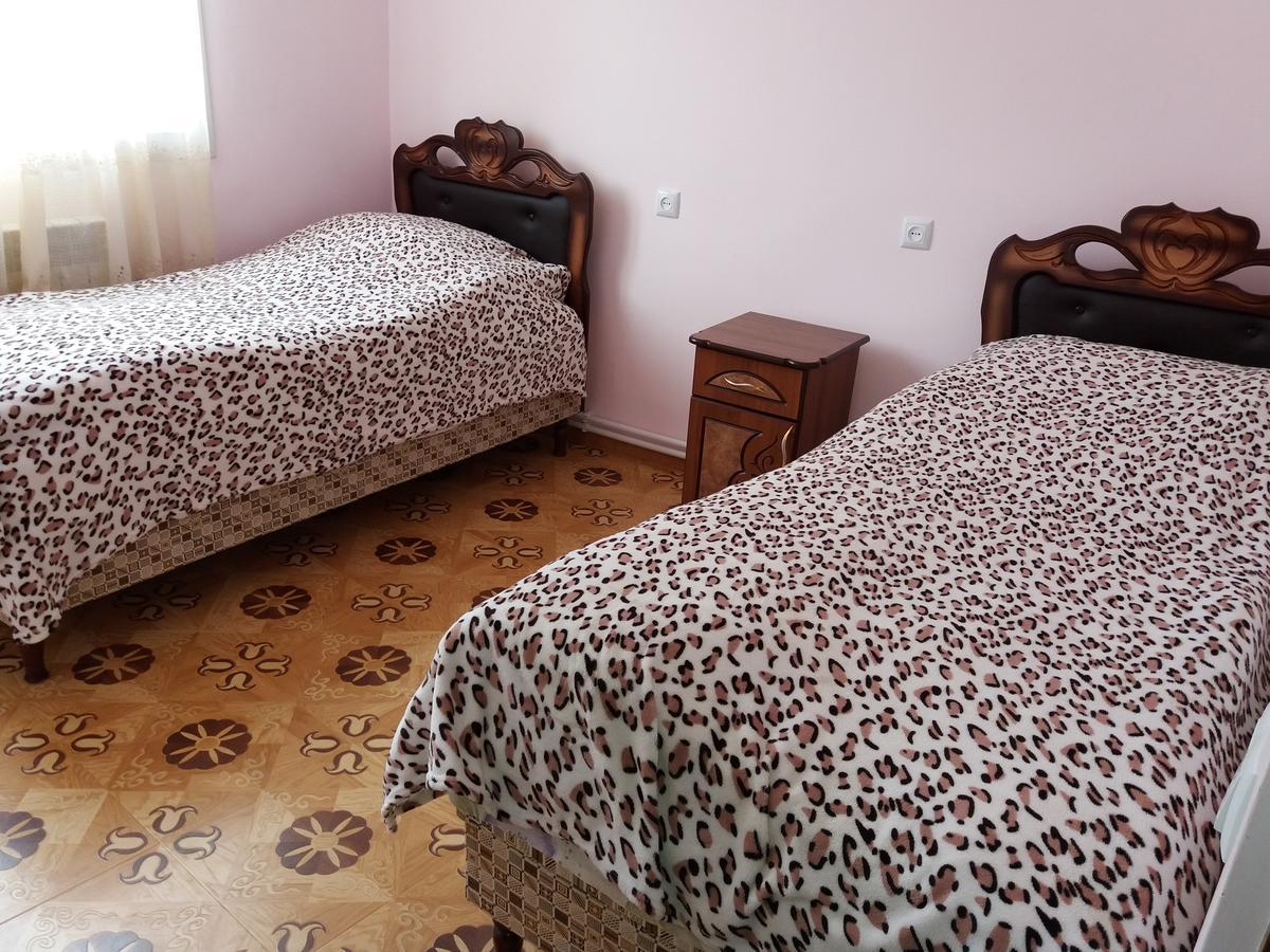 Aida Bed & Breakfast Tat'ev Exteriör bild